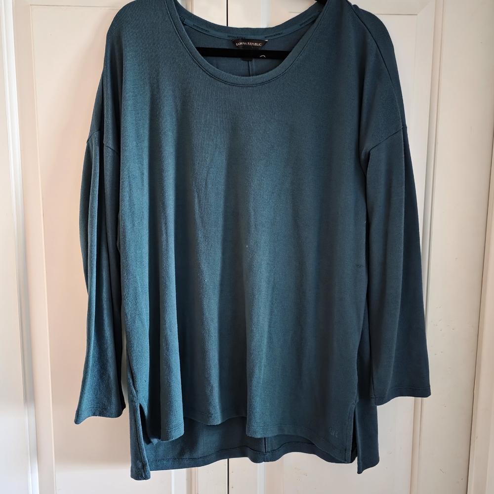 Banana Republic Teal Long-Sleeve Knit Top